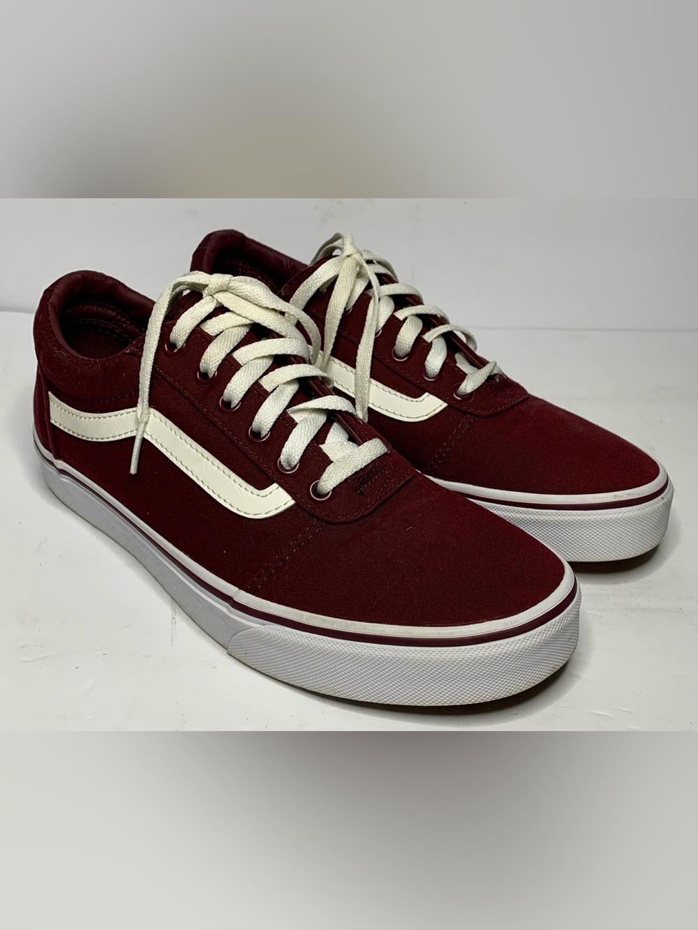 Vans Ward Low Top Sneakers - Burgundy/Wine